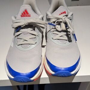 adidas Light Gray Running Shoes with Blue and Red Accents